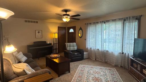 1820 1st Avenue NE, Austin, MN 55912