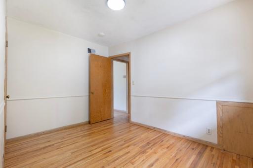 3525 Zinran Avenue S, Saint Louis Park, MN 55426