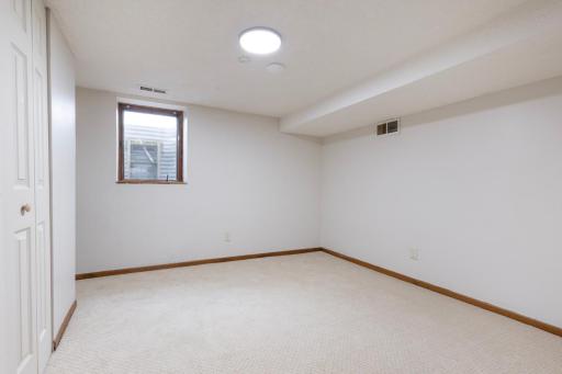 3525 Zinran Avenue S, Saint Louis Park, MN 55426