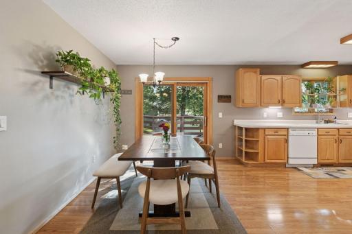 Walk from your dining room out to the deck!
