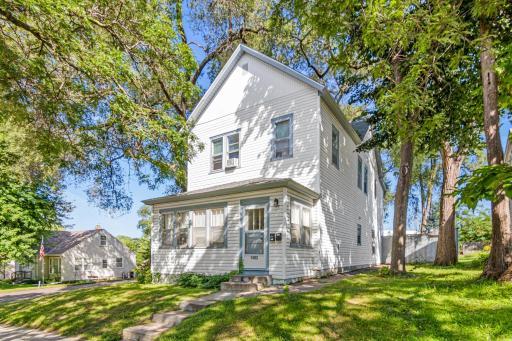 1493 Margaret Street, Saint Paul, MN 55106