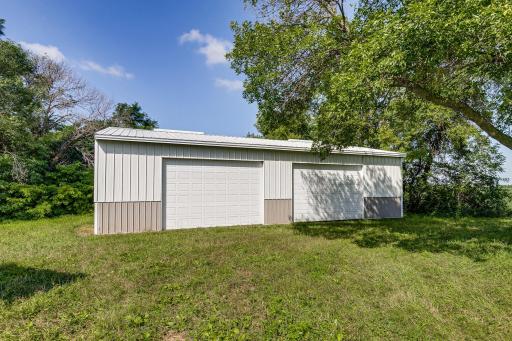 36518 211th Avenue, Le Center, MN 56057