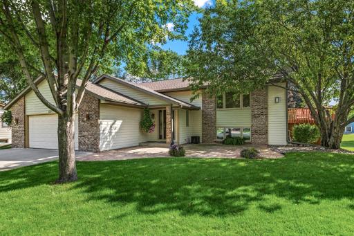 1285 Diamond Court S, Shakopee, MN 55379