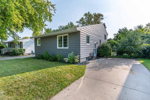 107 4th Street NW, Dilworth, MN 56529