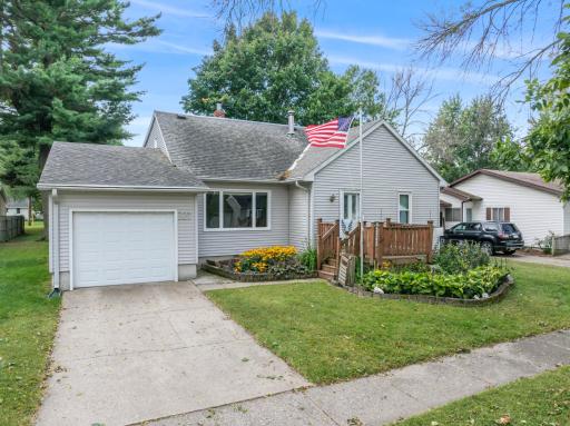 327 2nd Street NW, Blooming Prairie, MN 55917