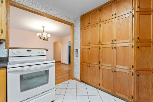 327 2nd Street NW, Blooming Prairie, MN 55917