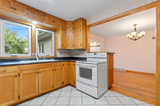 327 2nd Street NW, Blooming Prairie, MN 55917