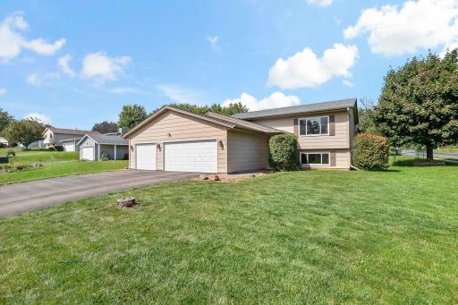 5502 137th Lane, Savage, MN 55378