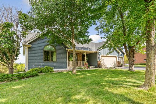 412 Singing Hills Drive SE, Lonsdale, MN 55046
