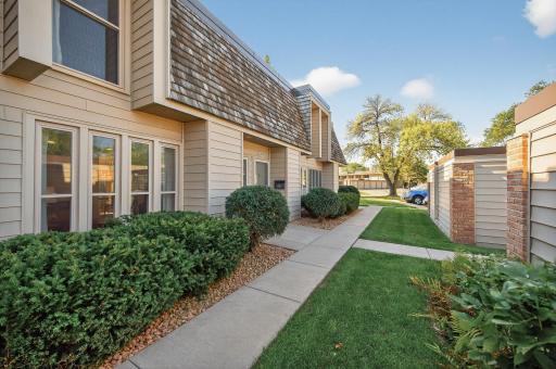 6347 Barrie Road, Edina, MN 55435