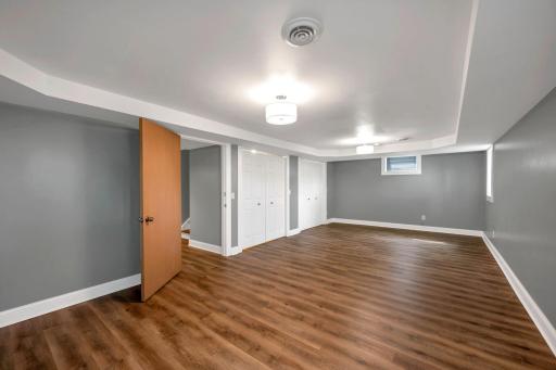 302 E 1st Street, Fairmont, MN 56031