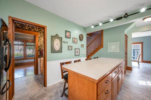 302 E 1st Street, Fairmont, MN 56031