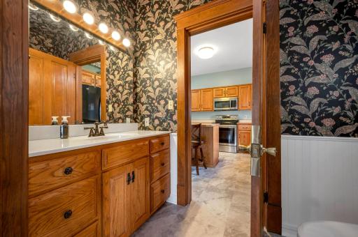 302 E 1st Street, Fairmont, MN 56031