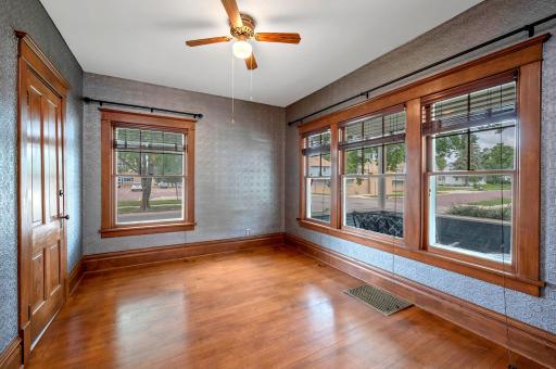 302 E 1st Street, Fairmont, MN 56031