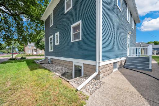 302 E 1st Street, Fairmont, MN 56031
