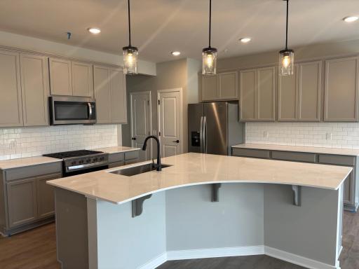 1775 Hauer Trail, Shakopee, MN 55379