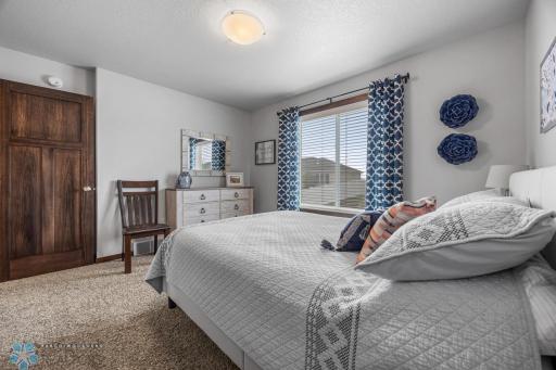 4941 Chelsea Lane S, Fargo, ND 58104