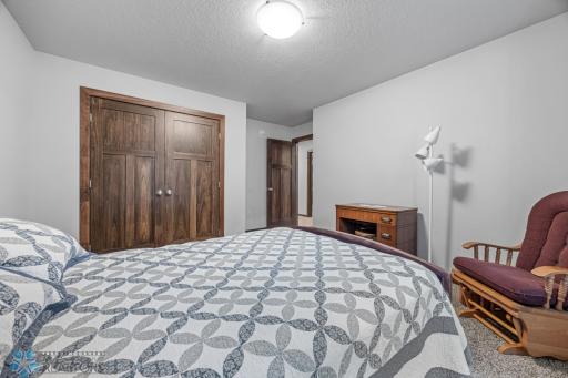 4941 Chelsea Lane S, Fargo, ND 58104