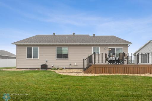 4941 Chelsea Lane S, Fargo, ND 58104