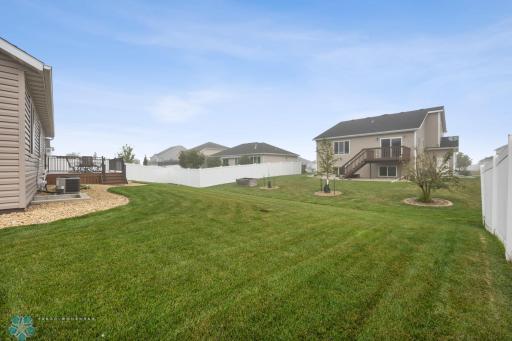 4941 Chelsea Lane S, Fargo, ND 58104