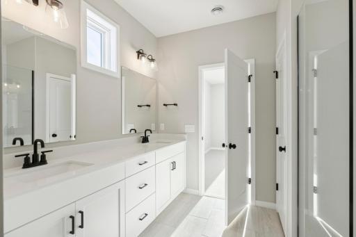 NS01014006 – Kendall Patio B - 10973 37th Street N (45).jpg