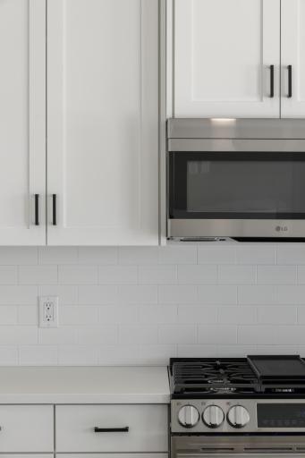 NS01014006 – Kendall Patio B - 10973 37th Street N (27).jpg