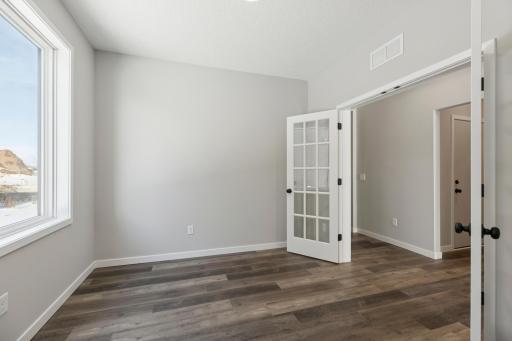 NS01014006 – Kendall Patio B - 10973 37th Street N (9).jpg