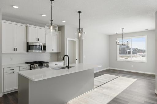 NS01014006 – Kendall Patio B - 10973 37th Street N (19).jpg