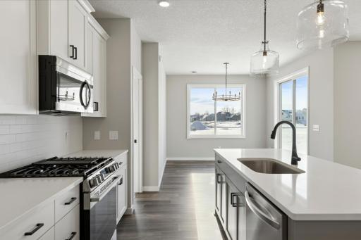 NS01014006 – Kendall Patio B - 10973 37th Street N (25).jpg