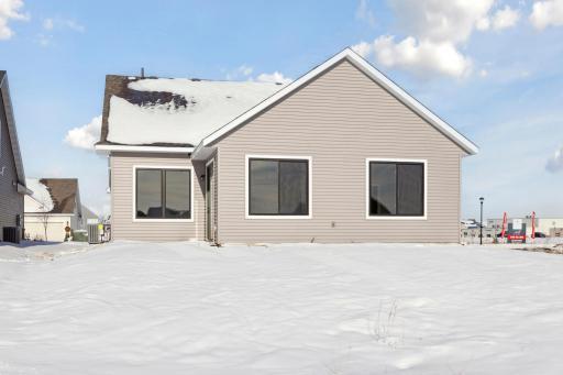 NS01014006 – Kendall Patio B - 10973 37th Street N (56).jpg