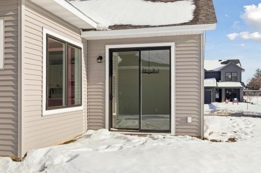 NS01014006 – Kendall Patio B - 10973 37th Street N (58).jpg