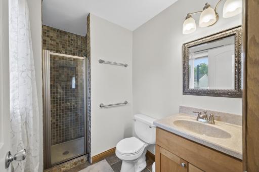 1740 Pleasant Street, H, Saint Paul, MN 55113