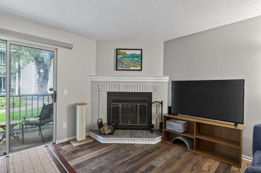1740 Pleasant Street, H, Saint Paul, MN 55113