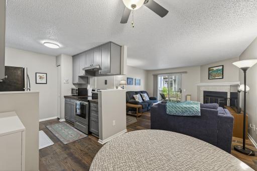 1740 Pleasant Street, H, Saint Paul, MN 55113
