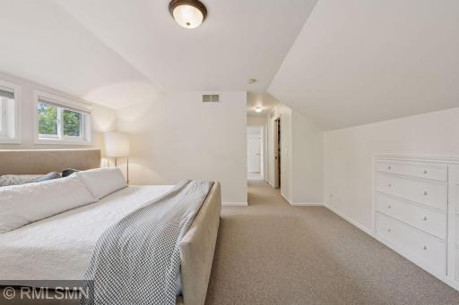 1776 Saint Marys Street, Saint Paul, MN 55113