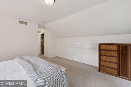 1776 Saint Marys Street, Saint Paul, MN 55113