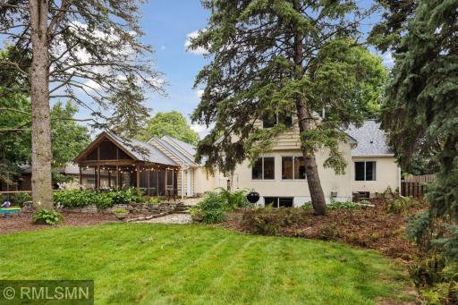 1776 Saint Marys Street, Saint Paul, MN 55113
