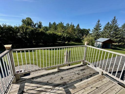 310 7th Street SW, Roseau, MN 56751