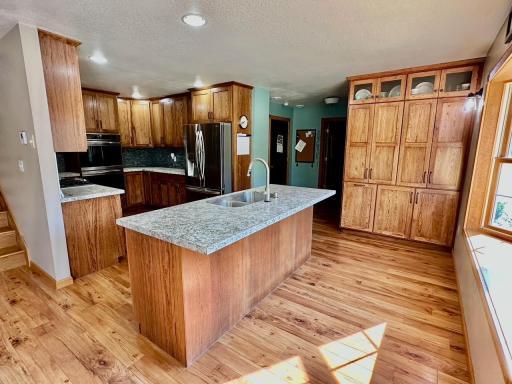 310 7th Street SW, Roseau, MN 56751