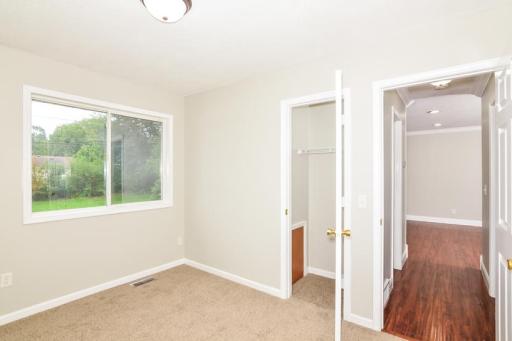 8533 Chicago Avenue S, Bloomington, MN 55420