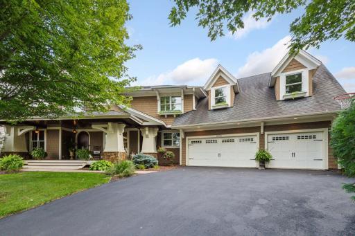 10005 Trails End Road, Chanhassen, MN 55317