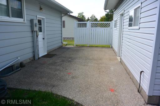 201 13th Street W, Glencoe, MN 55336