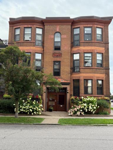 51 Avon Street S, 24, Saint Paul, MN 55105