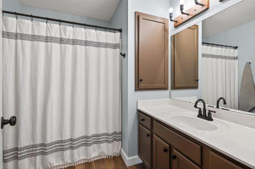 1404 Hunter Hill Road, Hudson, WI 54016