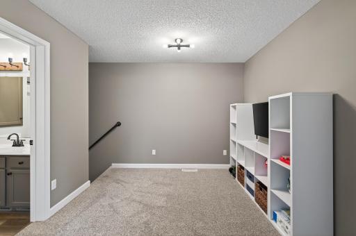 1404 Hunter Hill Road, Hudson, WI 54016