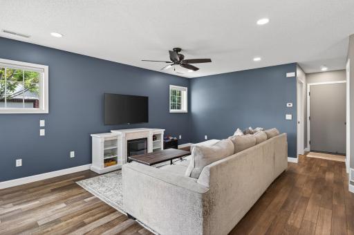 1404 Hunter Hill Road, Hudson, WI 54016