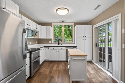 1404 Hunter Hill Road, Hudson, WI 54016