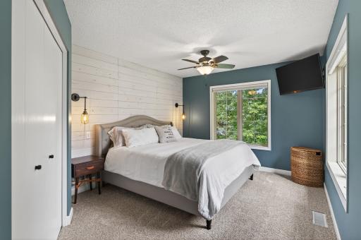 1404 Hunter Hill Road, Hudson, WI 54016