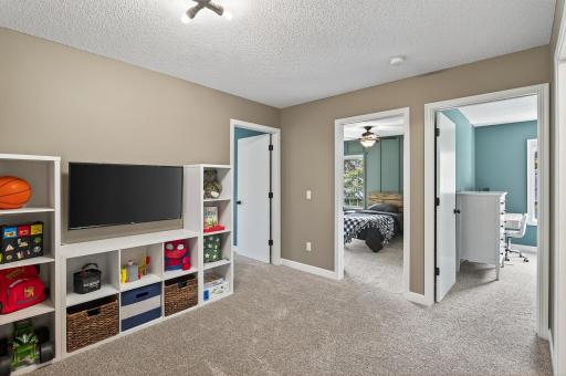 1404 Hunter Hill Road, Hudson, WI 54016