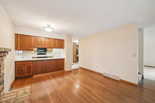 5122 Clear Spring Road, Minnetonka, MN 55345
